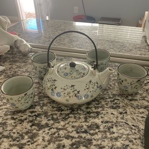 Traditional green tea teapot set